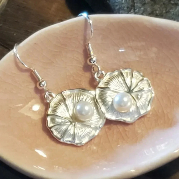 Hand Crafted White Faux Cultured Pearl Silver Plated Lily Pad Dangle Earrings - Picture 2 of 10
